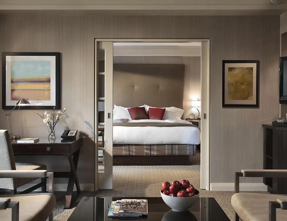 Metropolitan Hotel Vancouver