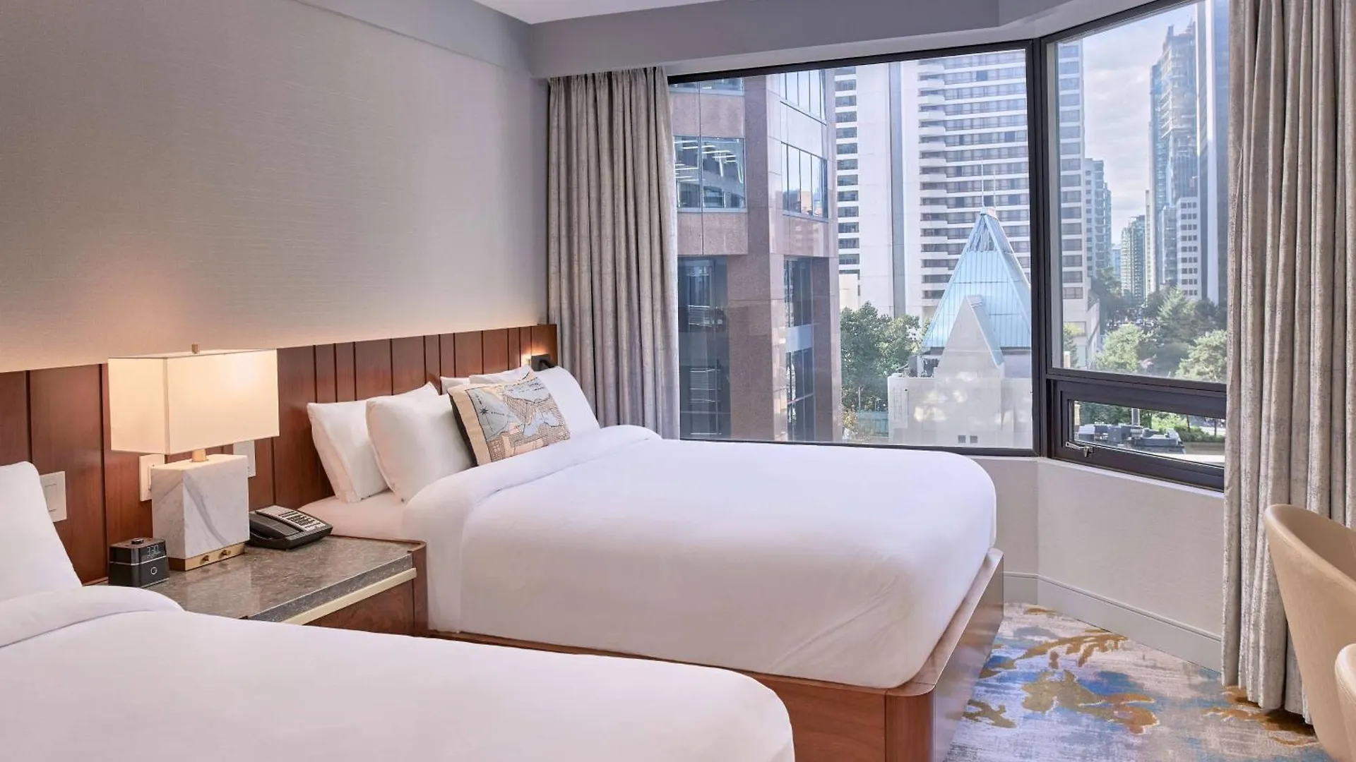 Metropolitan Hotel Vancouver