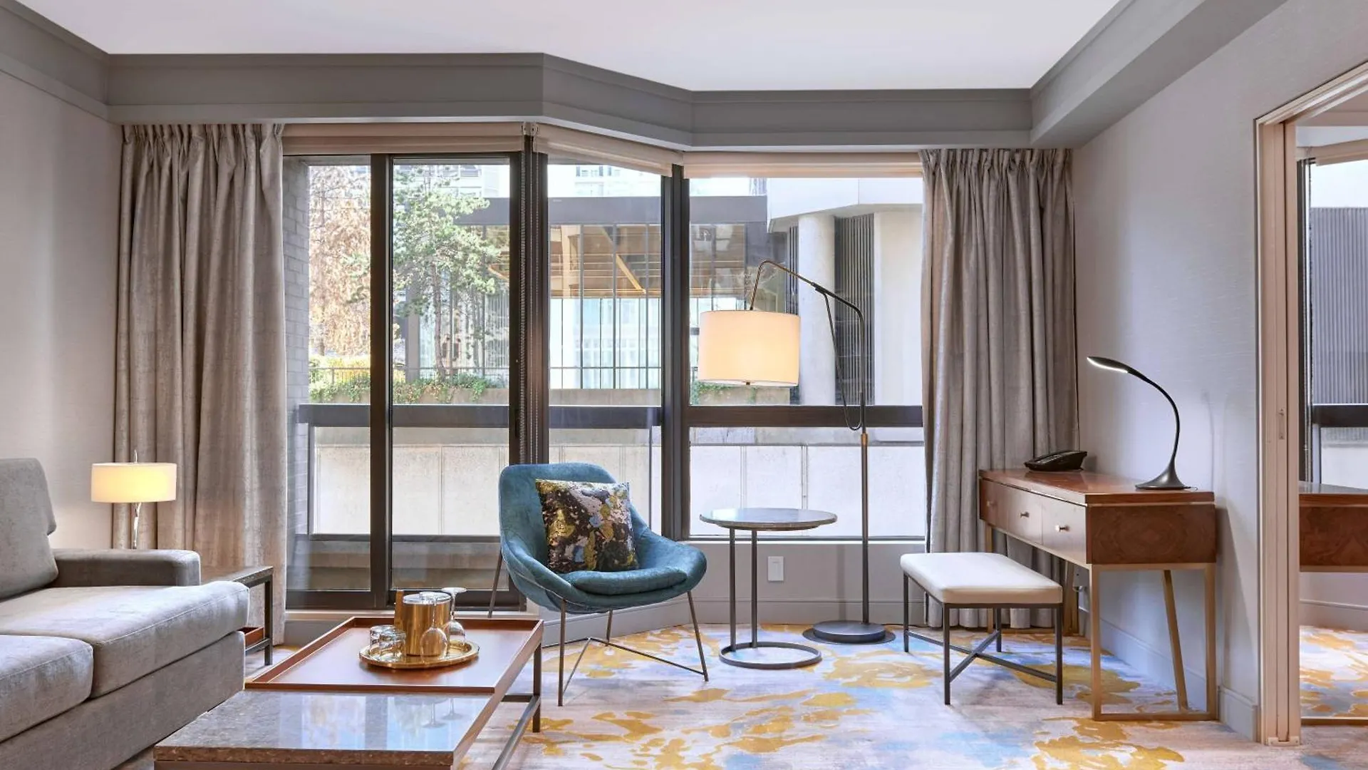 Metropolitan Hotel Vancouver