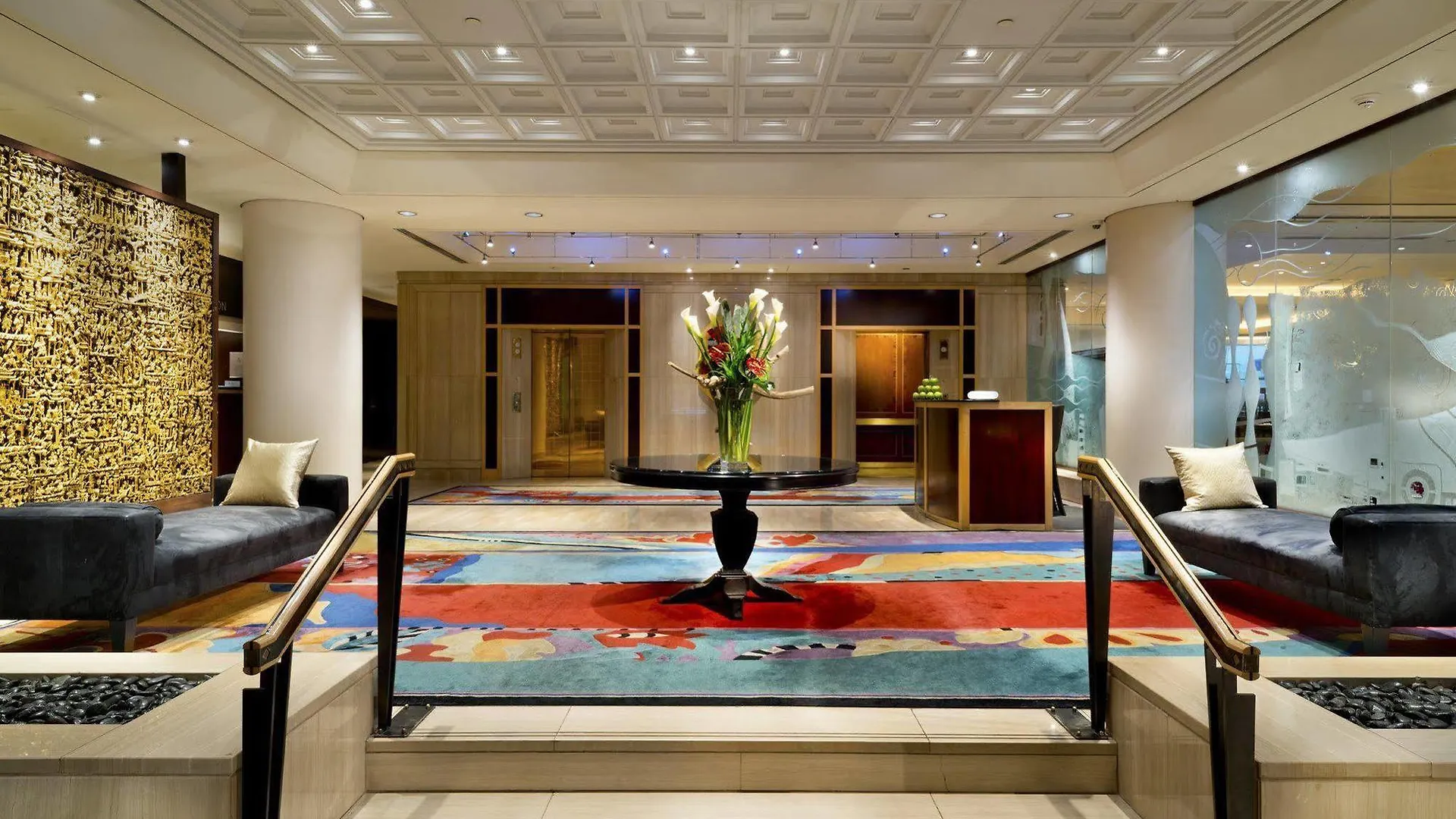 Metropolitan Hotel Vancouver