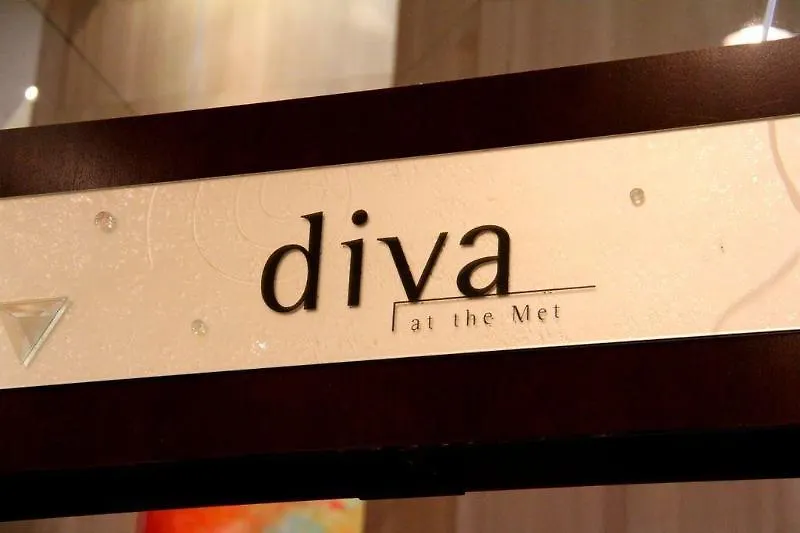 ****  Metropolitan Hotel Vancouver Canada