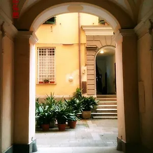 Richbaby 3*, Roma Italia