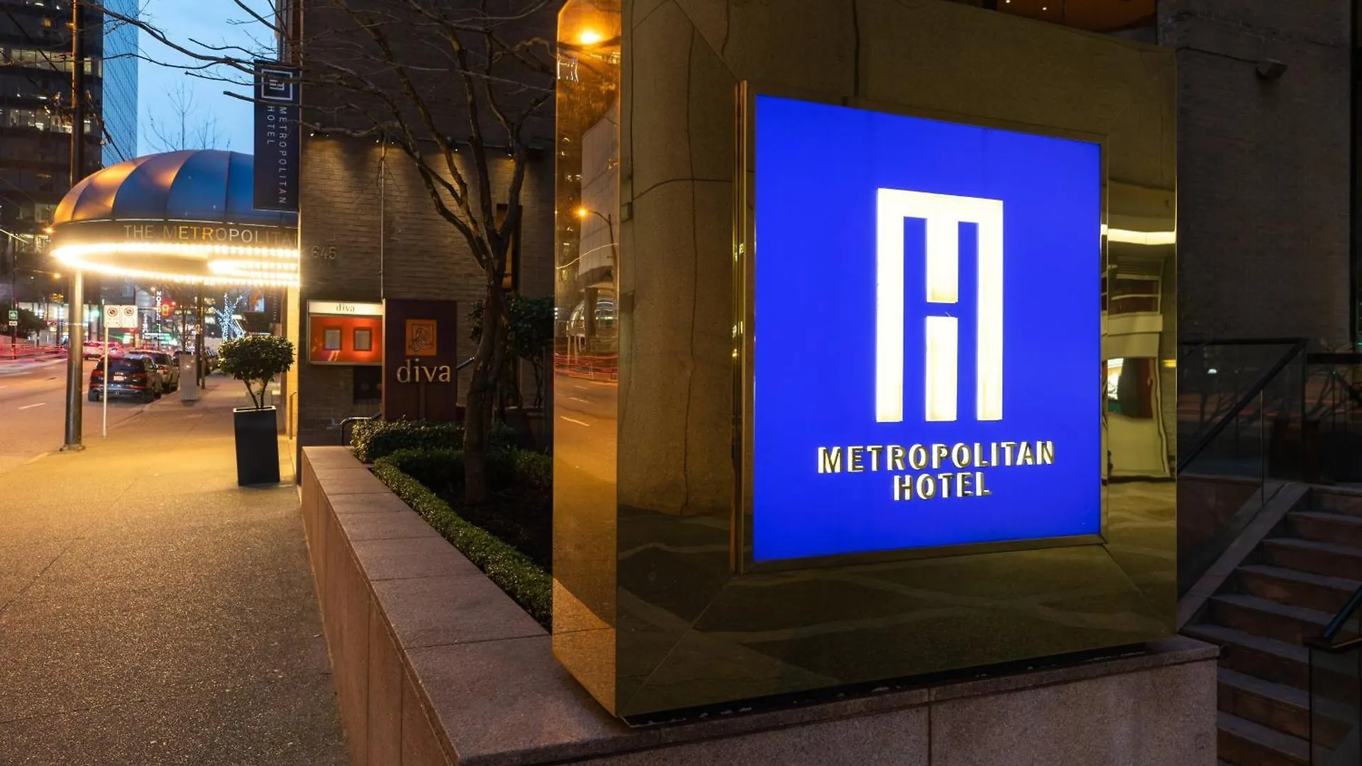 Metropolitan Hotel Vancouver